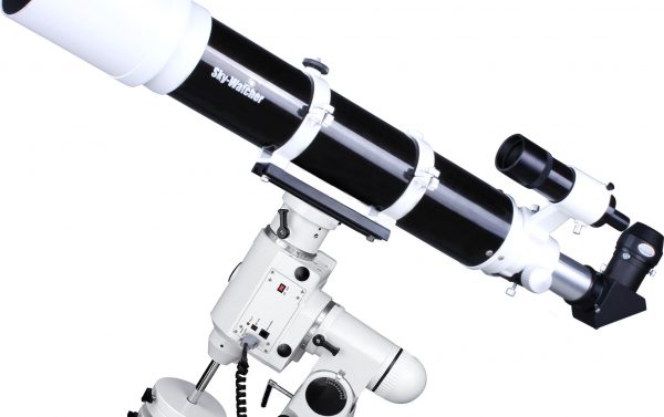 Kính thiên văn Skywatcher 120ED – EQ6